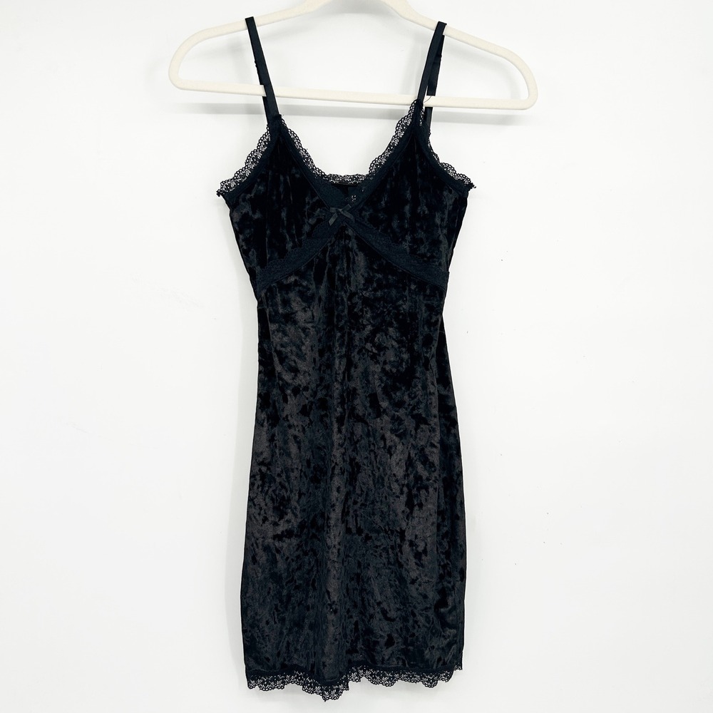 H&M Divided Women Black Crushed Velvet Lace Trim 90s Grunge Slip‎ Dress Size S